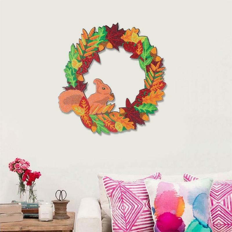 Squirrel Maple Leaf Wreath 5D Special Diamond Painting Embroidery Cross Stitch