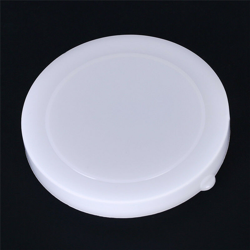 Plastic graduated laboratory bottle test measuring 100ml container with c.l8