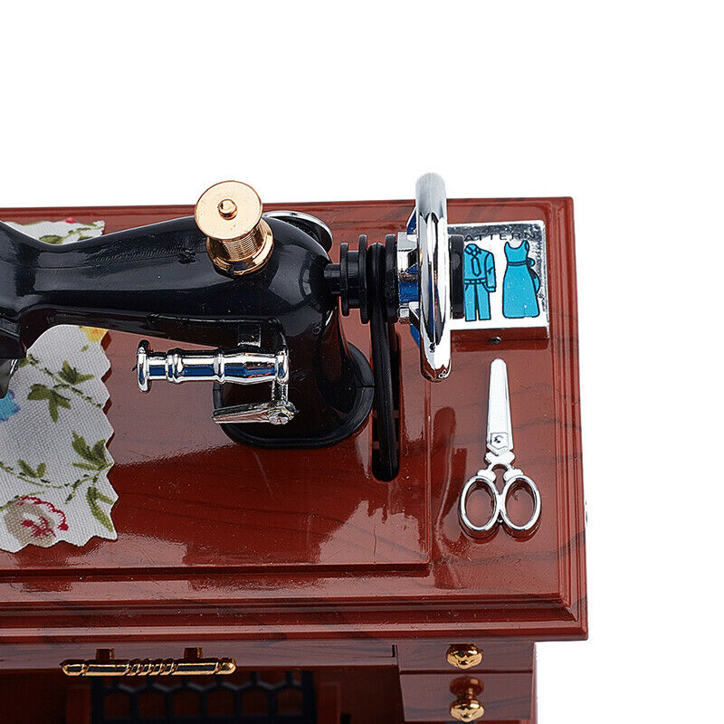 Sewing Machine Music Box Retro Sewing Clockwork Home Crafts Decoration GiftL PT