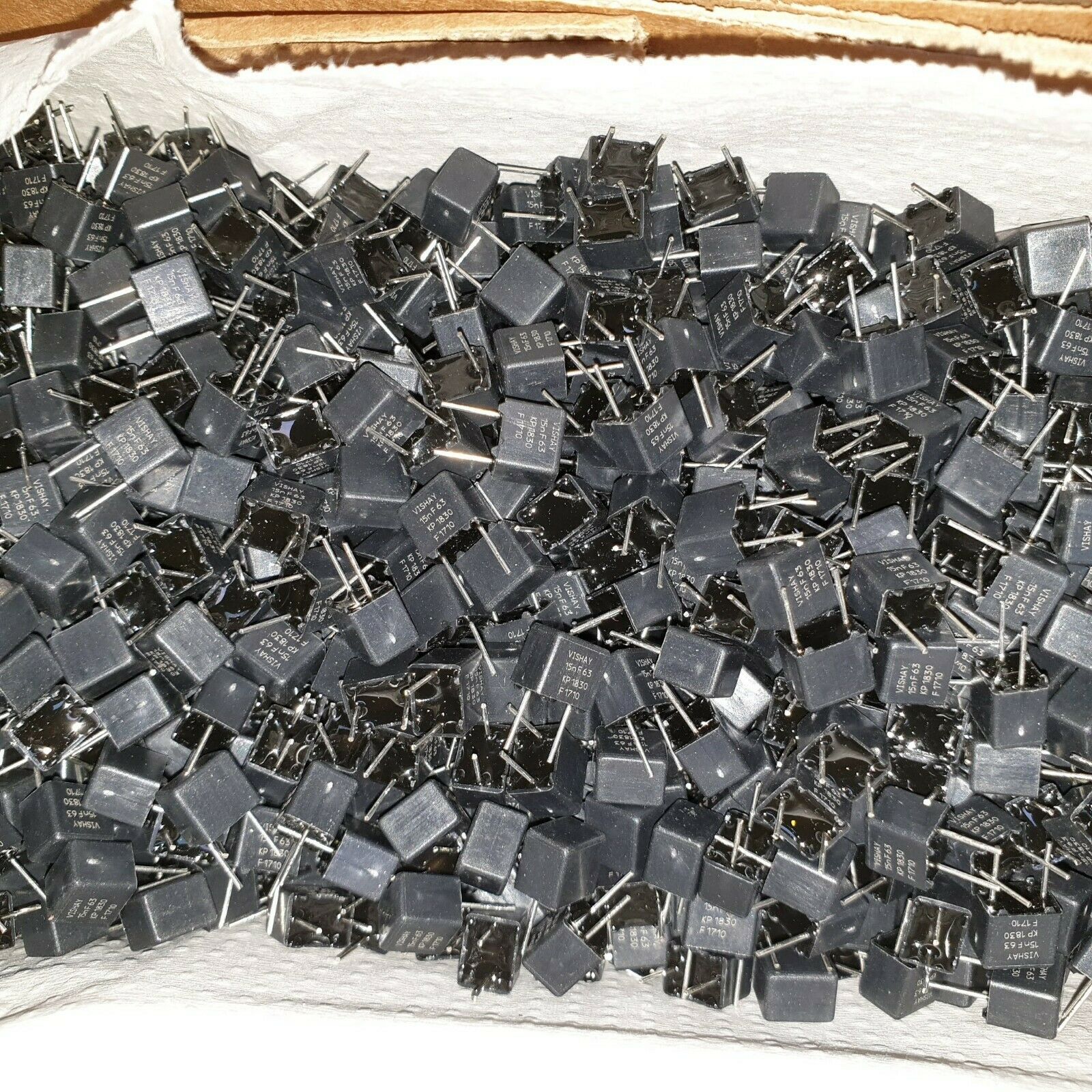 10PCS NEW VISHAY ERO kp1830 (AKA MKP1837) 63V 0.015UF 15nF 1% HI END AUDIO CAPS!