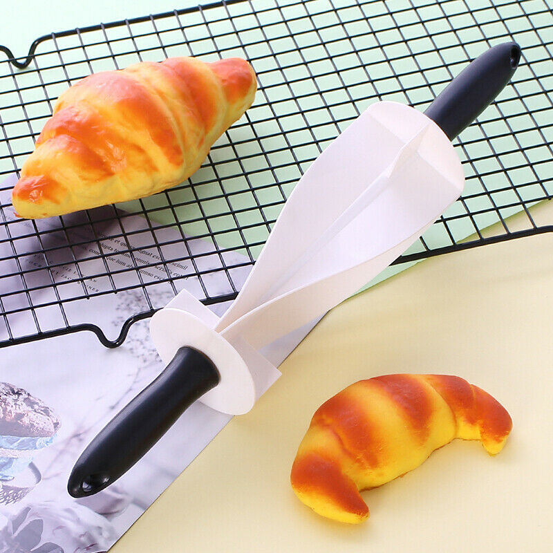 Blade Roller Croissant Cutter Rolling Pin Non-Stick Cutter Cake Baked Pas DD