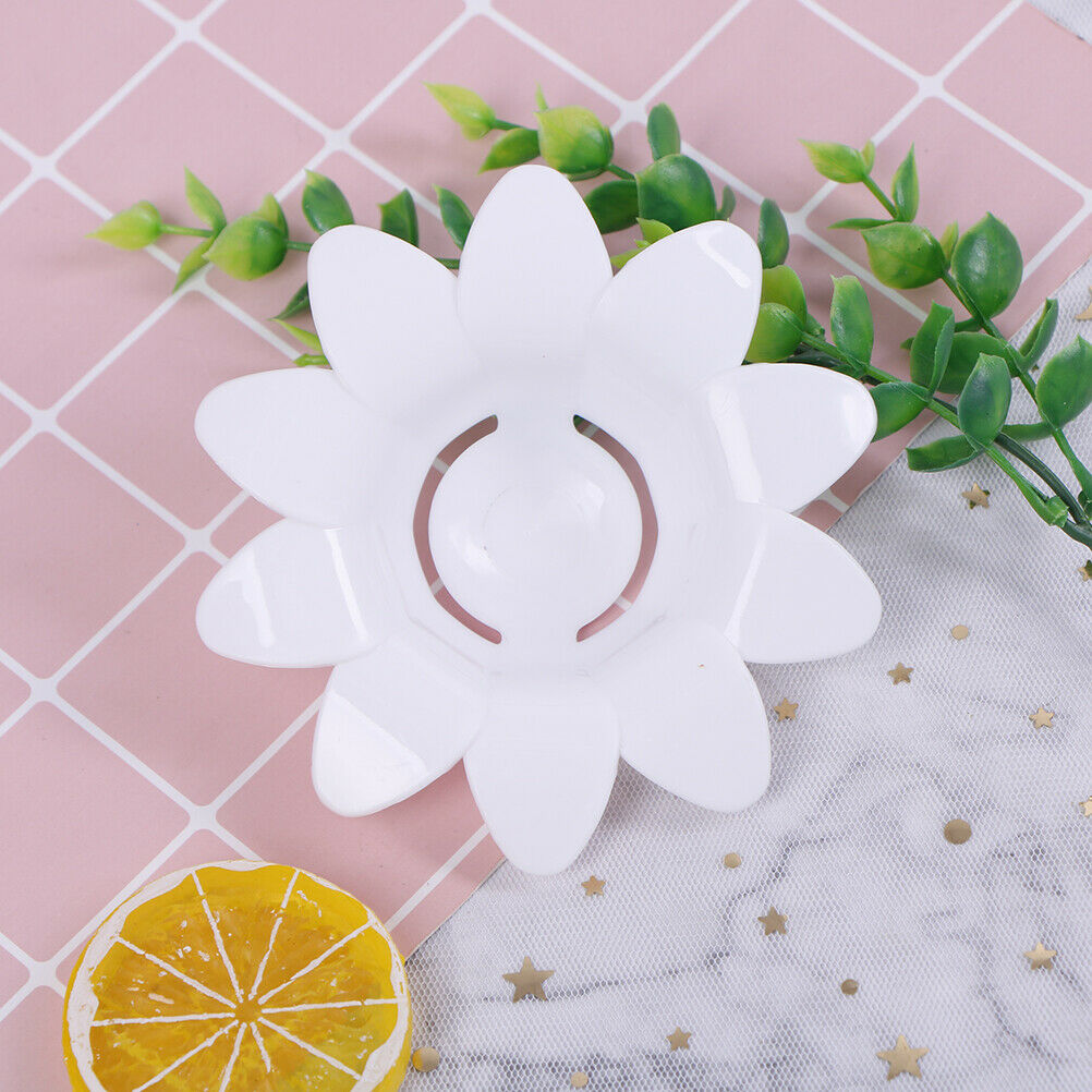 Daisy Plastic Egg Separator Egg White Yolk Divider Kitchen Gadge.l8