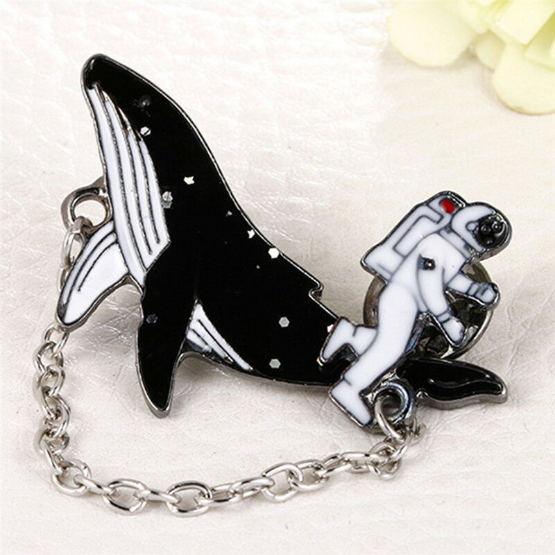 Enamel Collar Space Astronaut Pin Brooch Whales Cartoon Badge Booch JC.l8