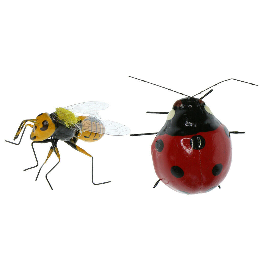 2x Vivid Bee Ladybird Insect Imitation Animal Fridge Magnet Toys Outdoor Garden