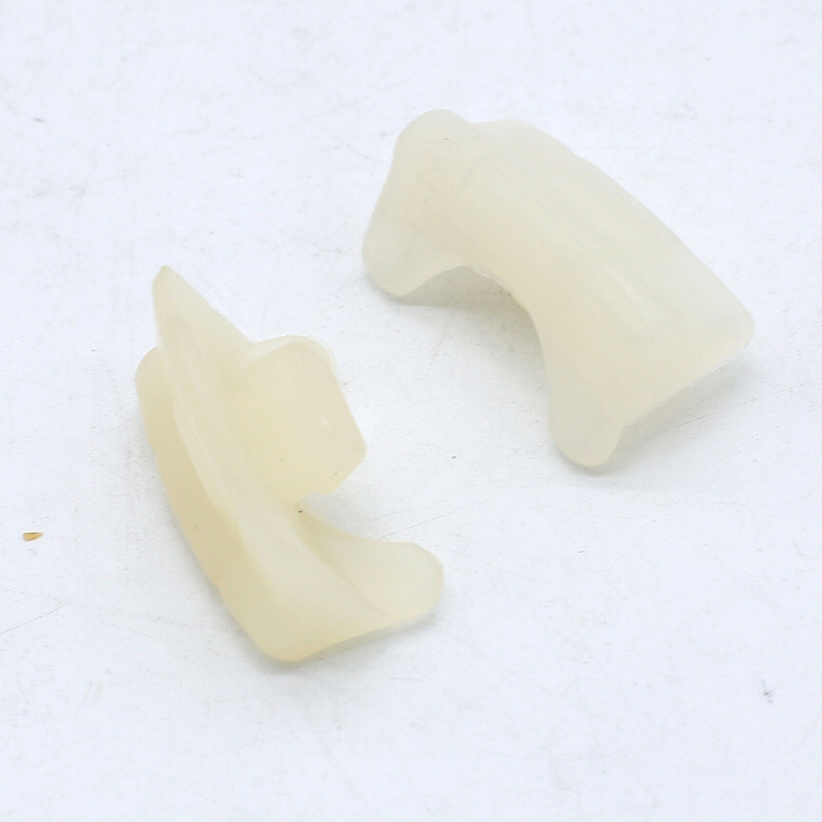 2pcs Front Seat Runner Guide Clips for VW Golf 435881203A White Spare Parts