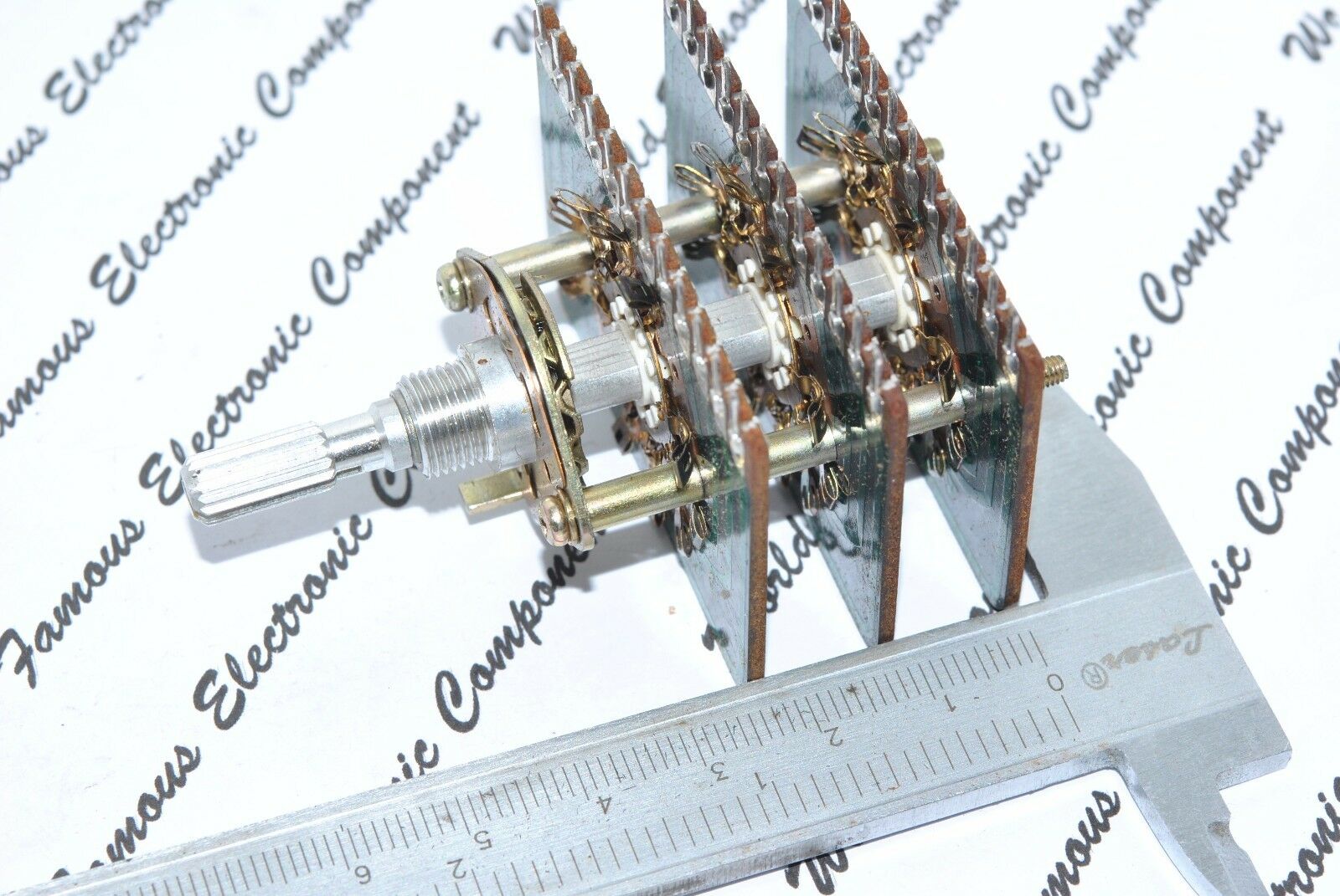 1pcs - TEIKOKU TSUSHIN Rotary 3-Wafer 6-Pole 4-Position CCL7ACB Select-Switch