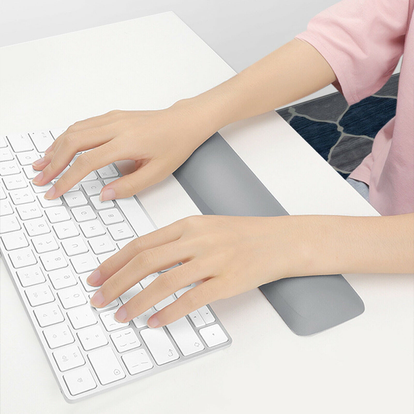 Keyboard Wrist Rest Pad Lightweight for Laptop Pain Relief A Large Size Pink