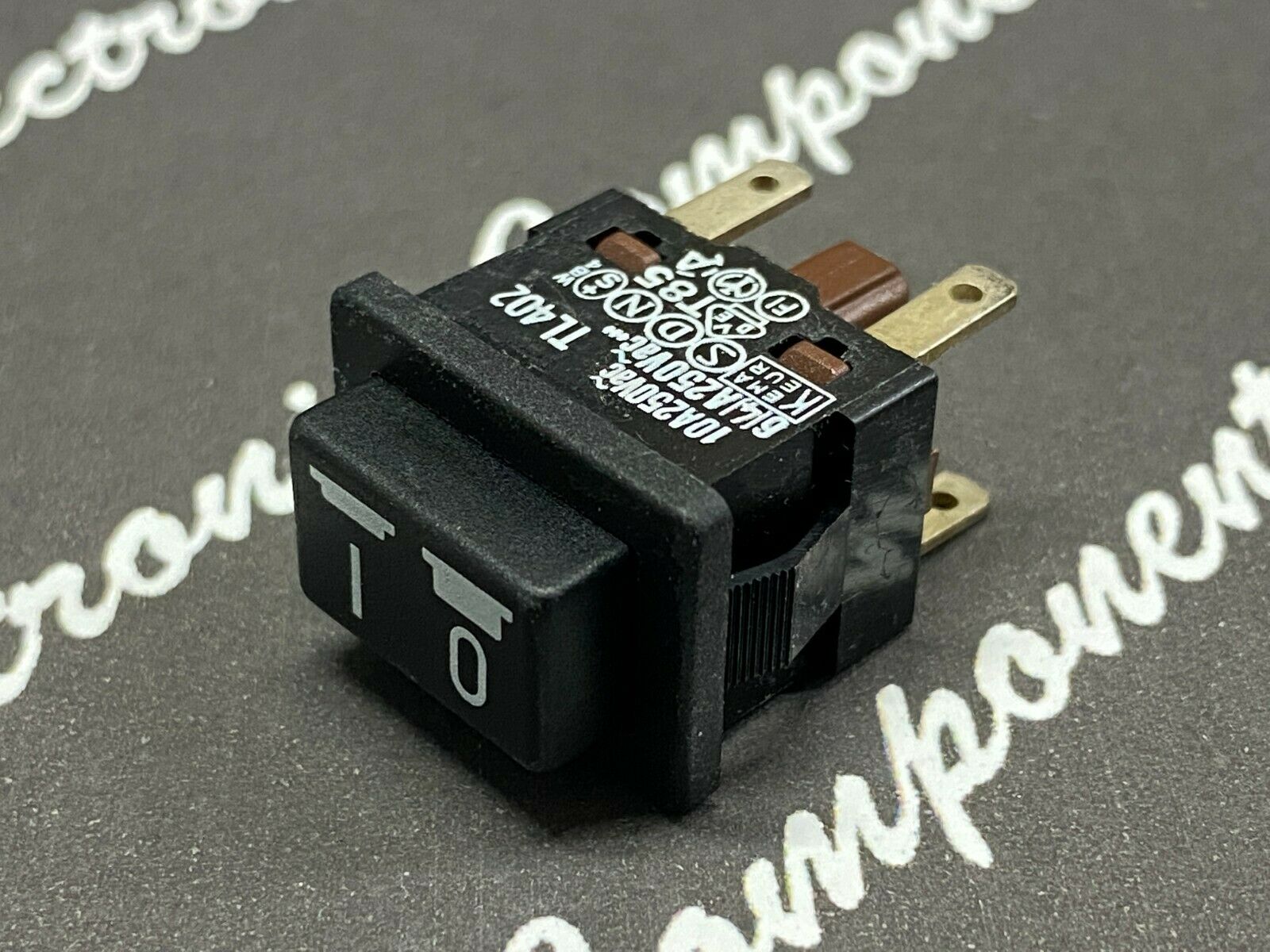 1pcs -KAUTT U. BUX TL402 10A 250Vac ON-OFF Push Button Switch Germanny NOS