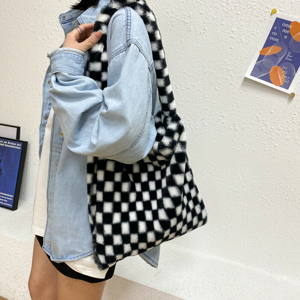 Retro Big Capcity Shoulder Bag Women Plaid Pattern Plush Messenger Handbag @