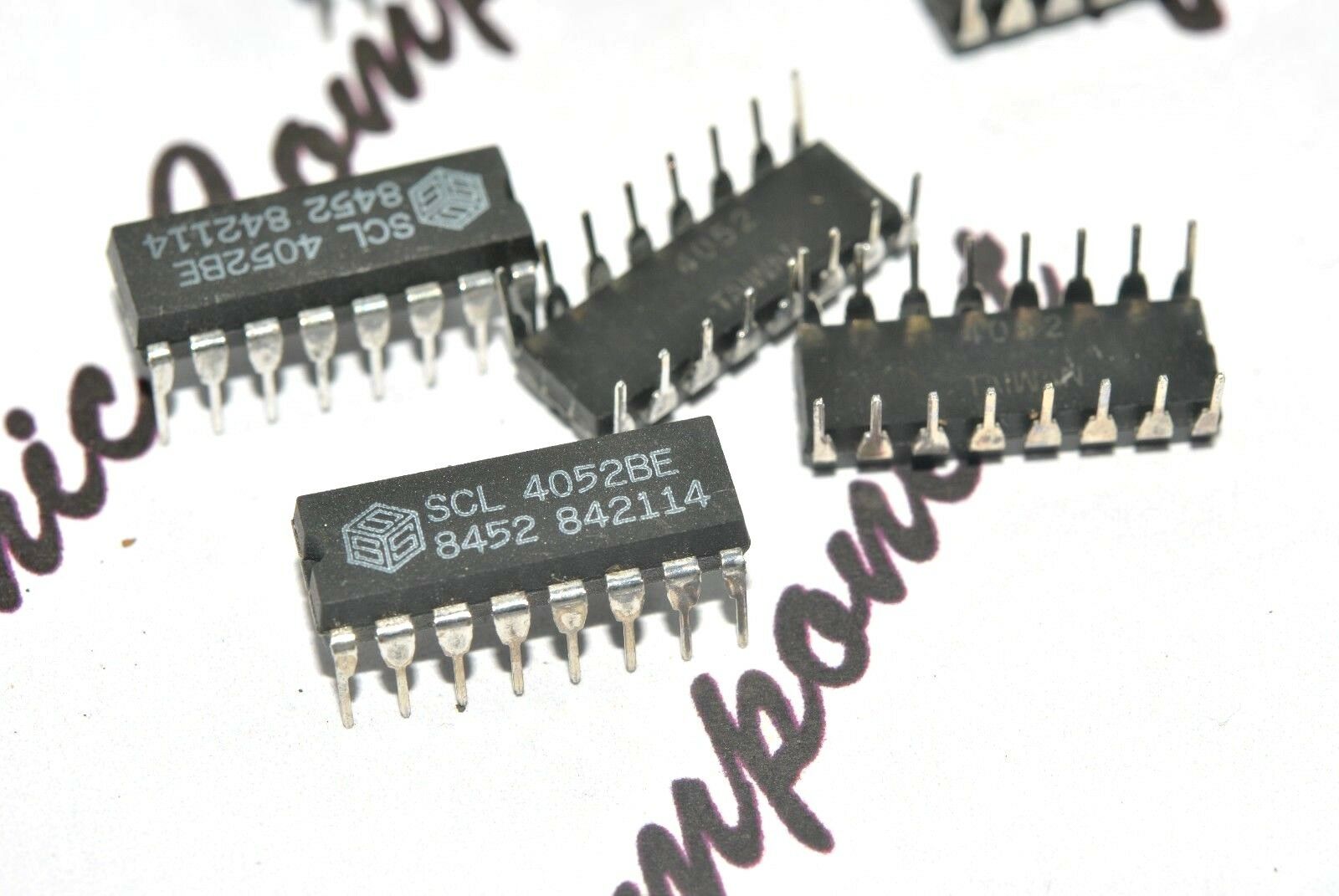 4PCS - SSS SCL4052BE DIP-16 Integrated Circuit / IC - NOS