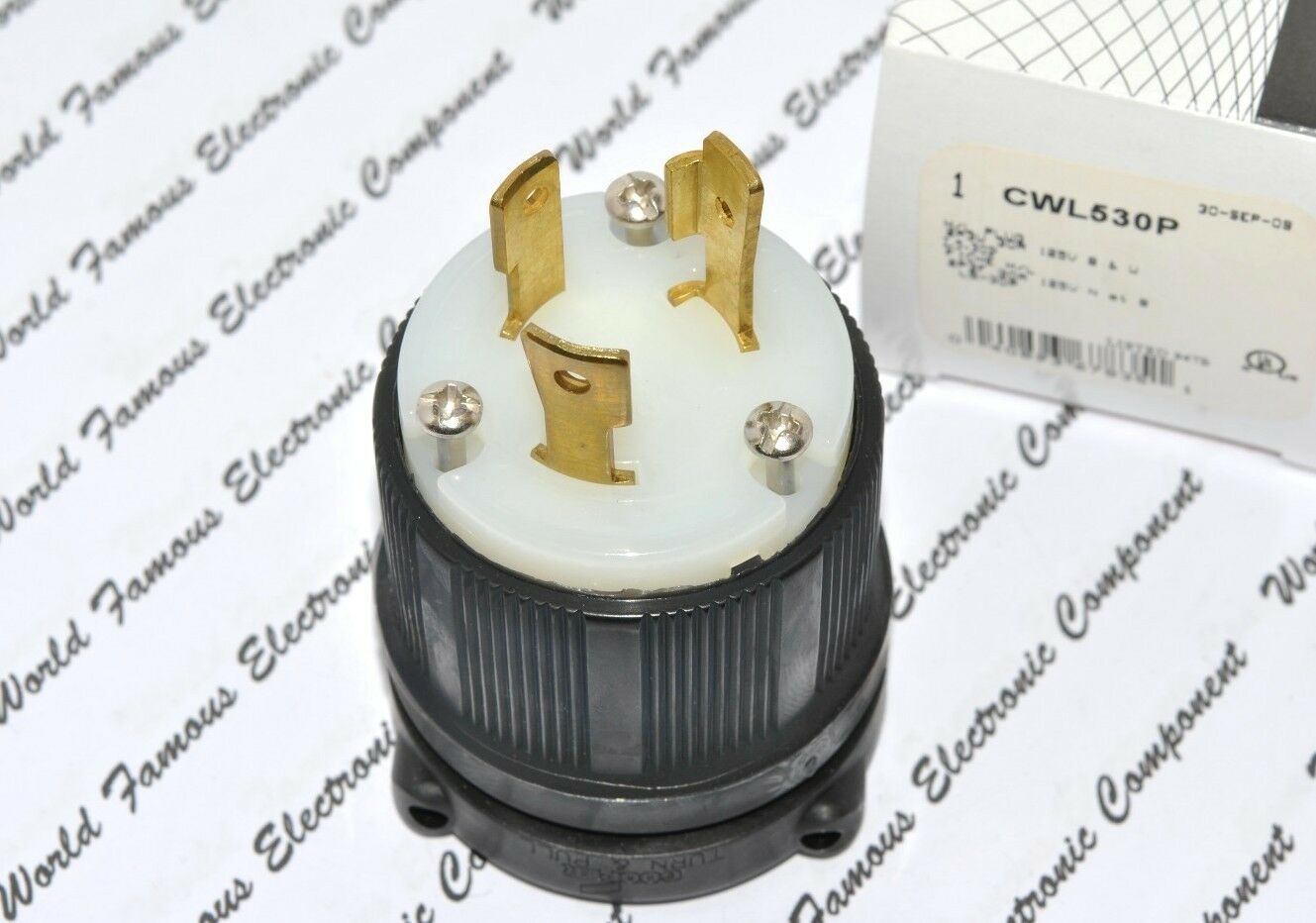1pcs - COOPER CWL530P NEMA L5-30 30A 125V Twist Hart-Lock Locking Plug