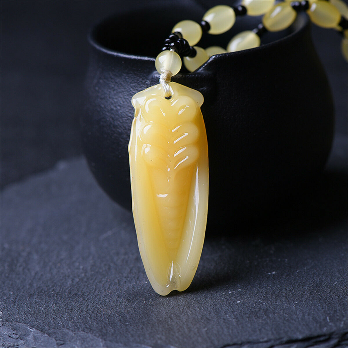 Natural Yellow Jade Cicada Carved Amulet Lucky Pendant Beads Necklace Jewelry