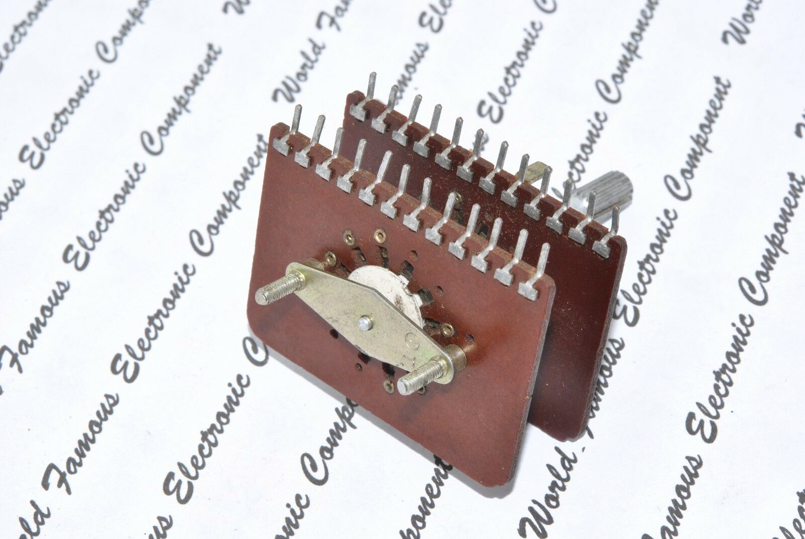 1pcs - TEIKOKU TSUSHIN Rotary 2-Wafer 4-Pole 3-Position CCL-7AC-B / Switch