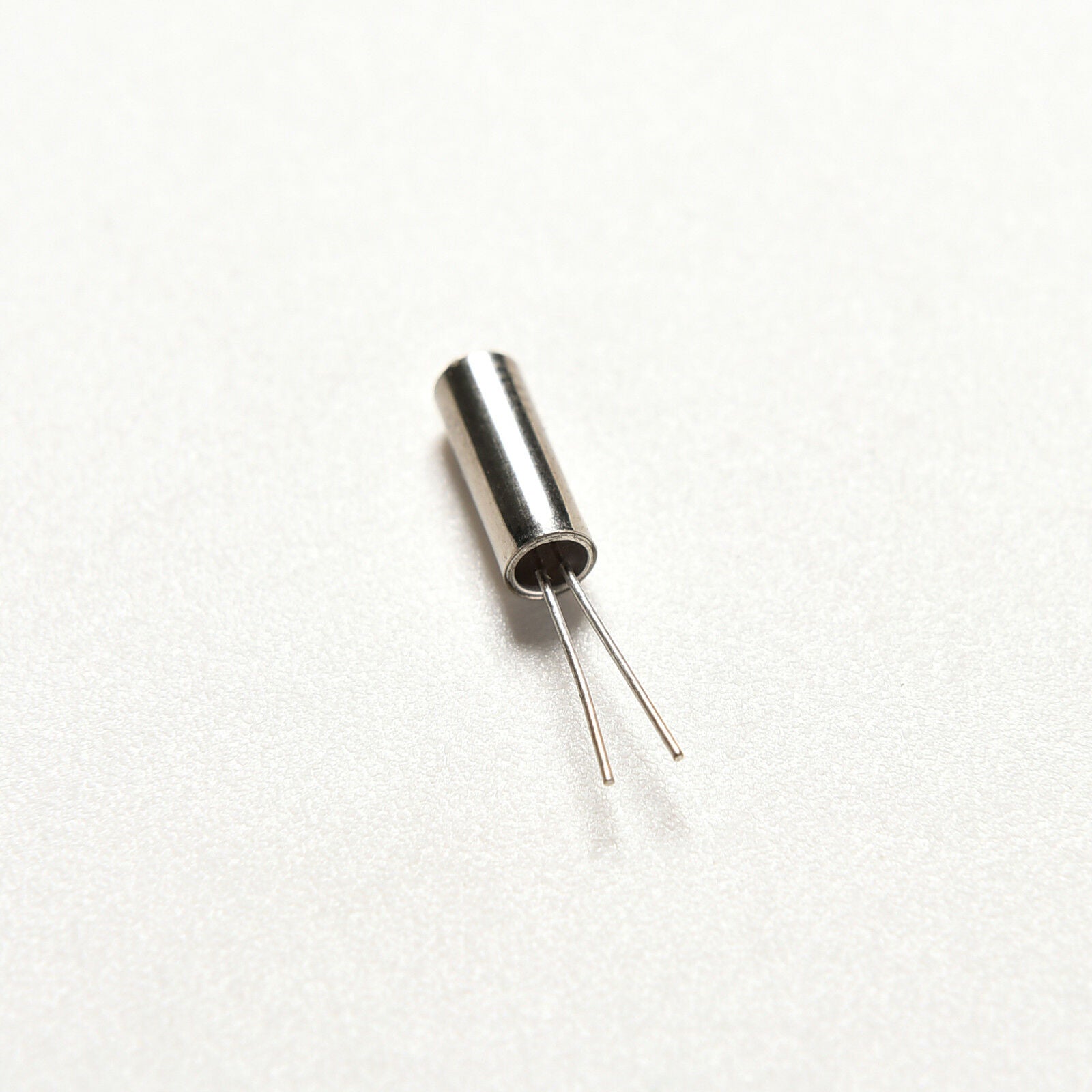 20Pcs 32.768KHz 32768HZ Crystal Oscillator 2 x 6 mm Best Lt