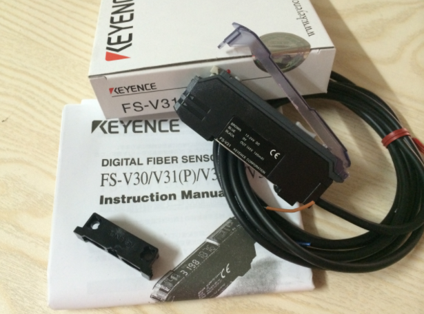 1pcs USD  KEYENCE fiber amplifier FS-V31 FS-V31P