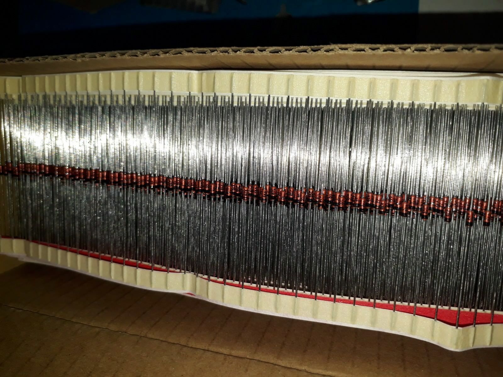 500PCS ITT BZX55C22 TAP 22V 0.5W LOW NOISE ZENER DIODES FOR AUDIO!