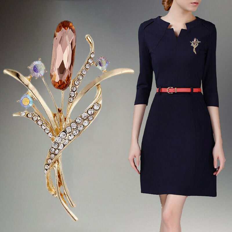 Fashion Crystal Flower Brooch Pin Collar Decoration Badge Corsage Jewelry.l8