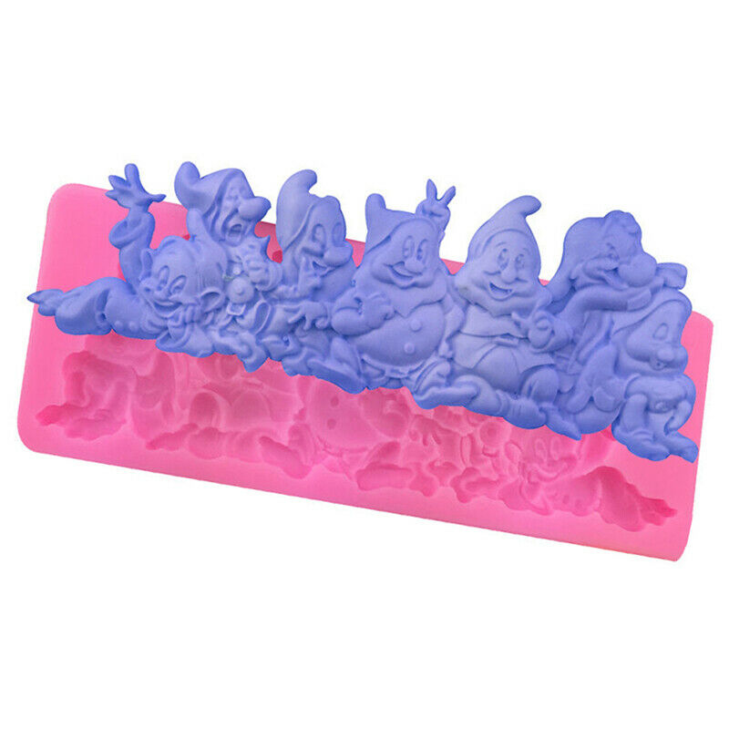 1Pcs Seven Dwarfs Shape Silicone Soft Candy Mold Cake Decor Tool Chocolat.l8