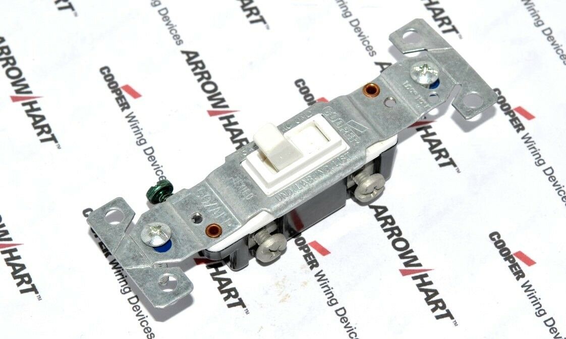 1pcs-COOPER 5221-7W 15A 120V Aluminum Toggle Switche Single-Pole Side Wire