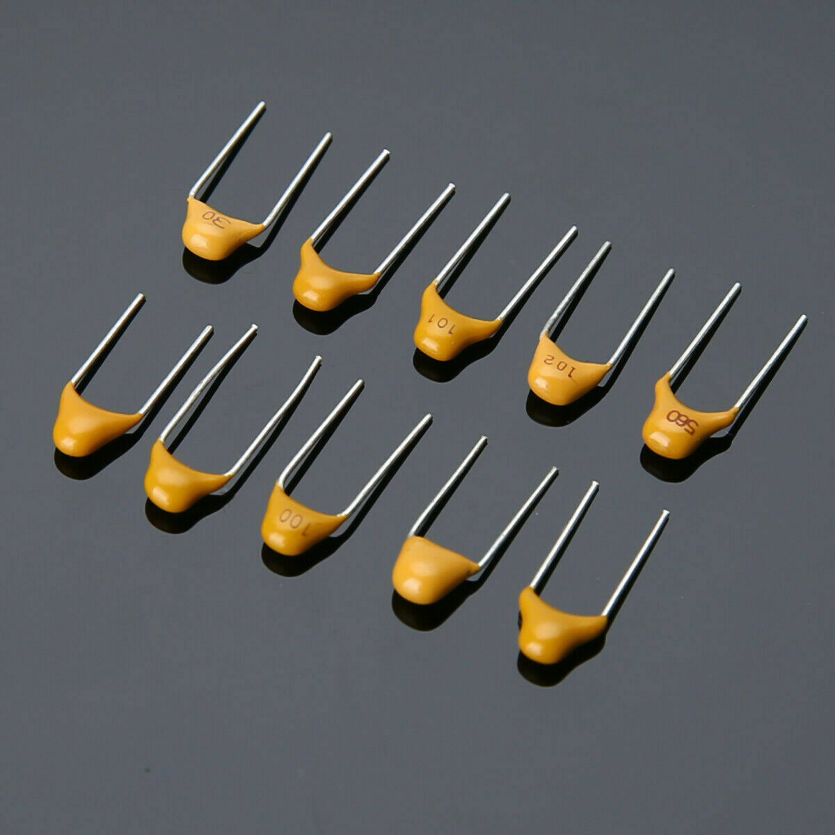 10 Values 50V 10pF~100nF Ceramic Disc Capacitors Assortment Kit with Box  300pcs