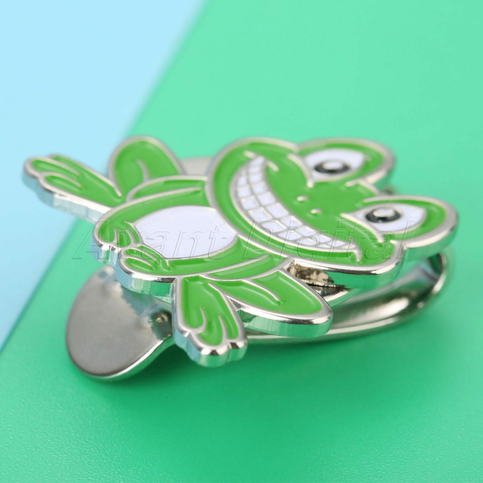 Alloy Frog Pattern Design Hat Clip With Magnetic Golf Ball Marker Training Game