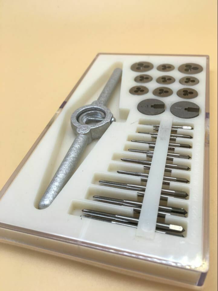 30pcs Mini HSS Tap and Die Set M1 M1.1 M1.2 M1.4 M1.6 M1.8 M2 M2.2 M2.5 [Die/1]