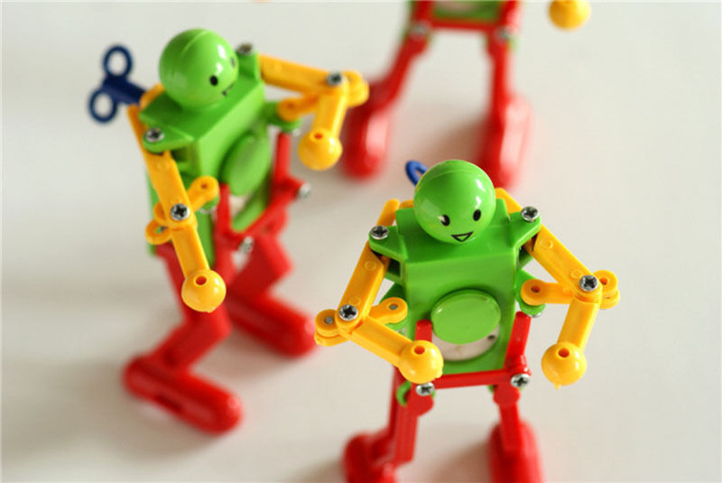3x Real Ritzy Child Plastic Clockwork Spring Wind Up Dancing Robot Toys Gi.l8