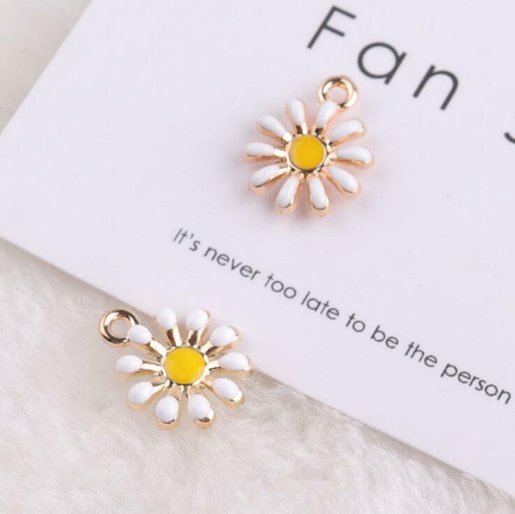 20pcs Jewelry pendant Oil drop alloy Flower pendant Bracelet earring material