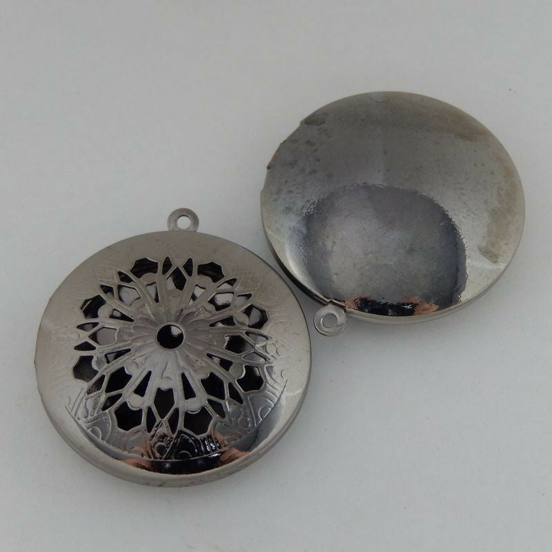 Lot of (x3) Gun Black Brass Metal Magnetic Floral Prayer Box Pendant Locket