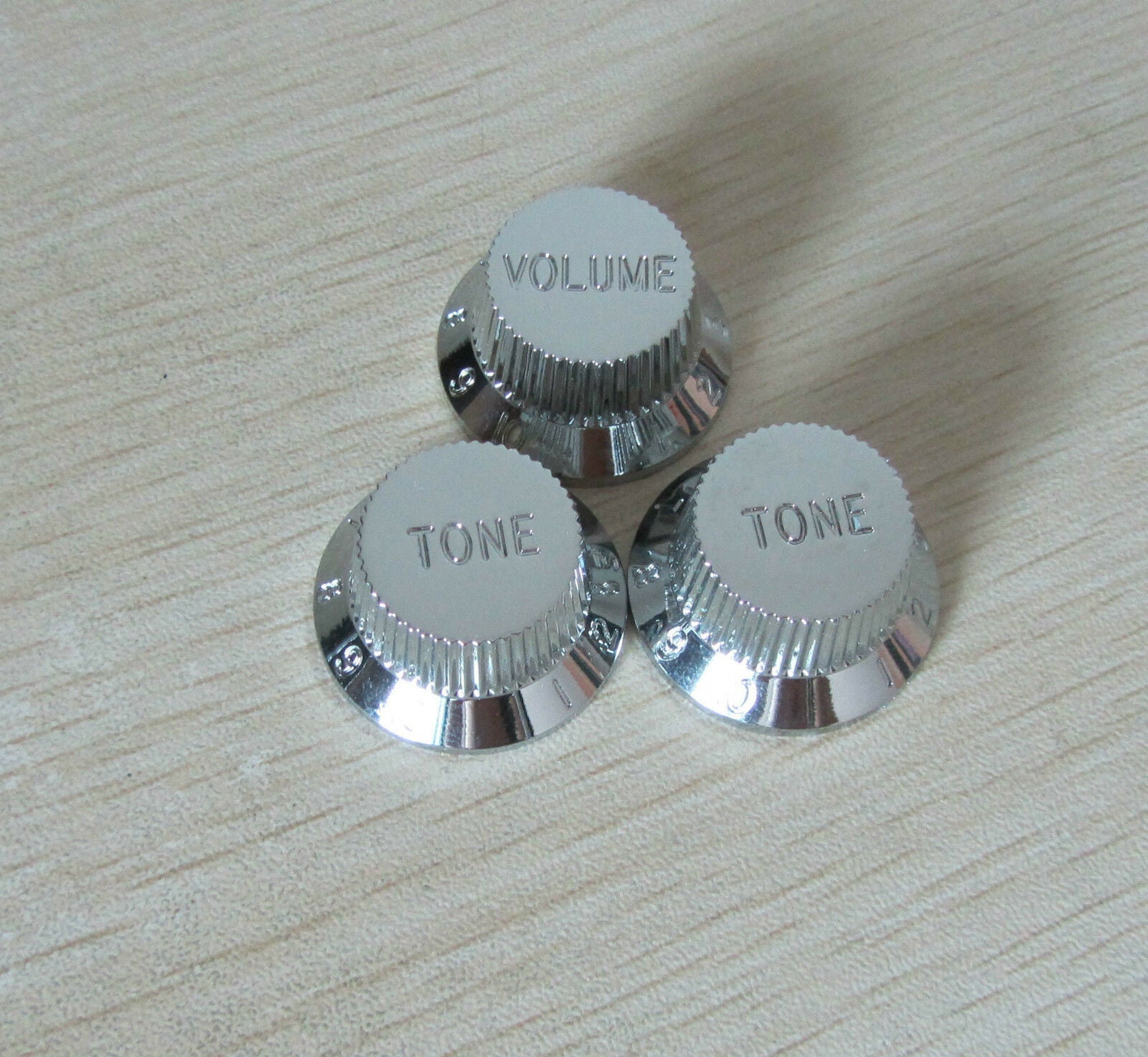 Chrome ST/Strat Style Guitar Knobs Volume Tone Knobs for Stratocaster
