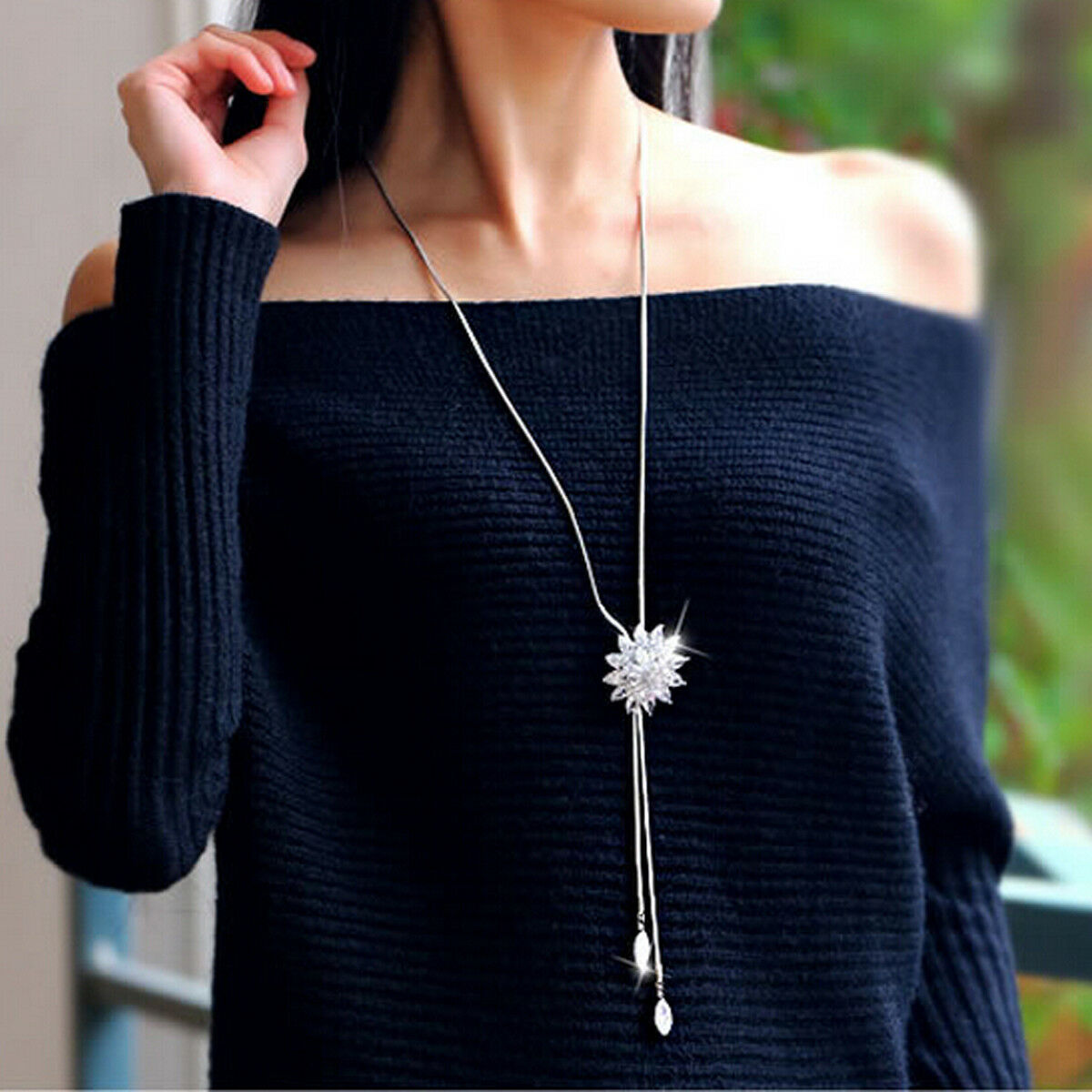 Women Rhinestone Snowflake Pendant Long Chain Sweater Necklace Jewelry Fashion