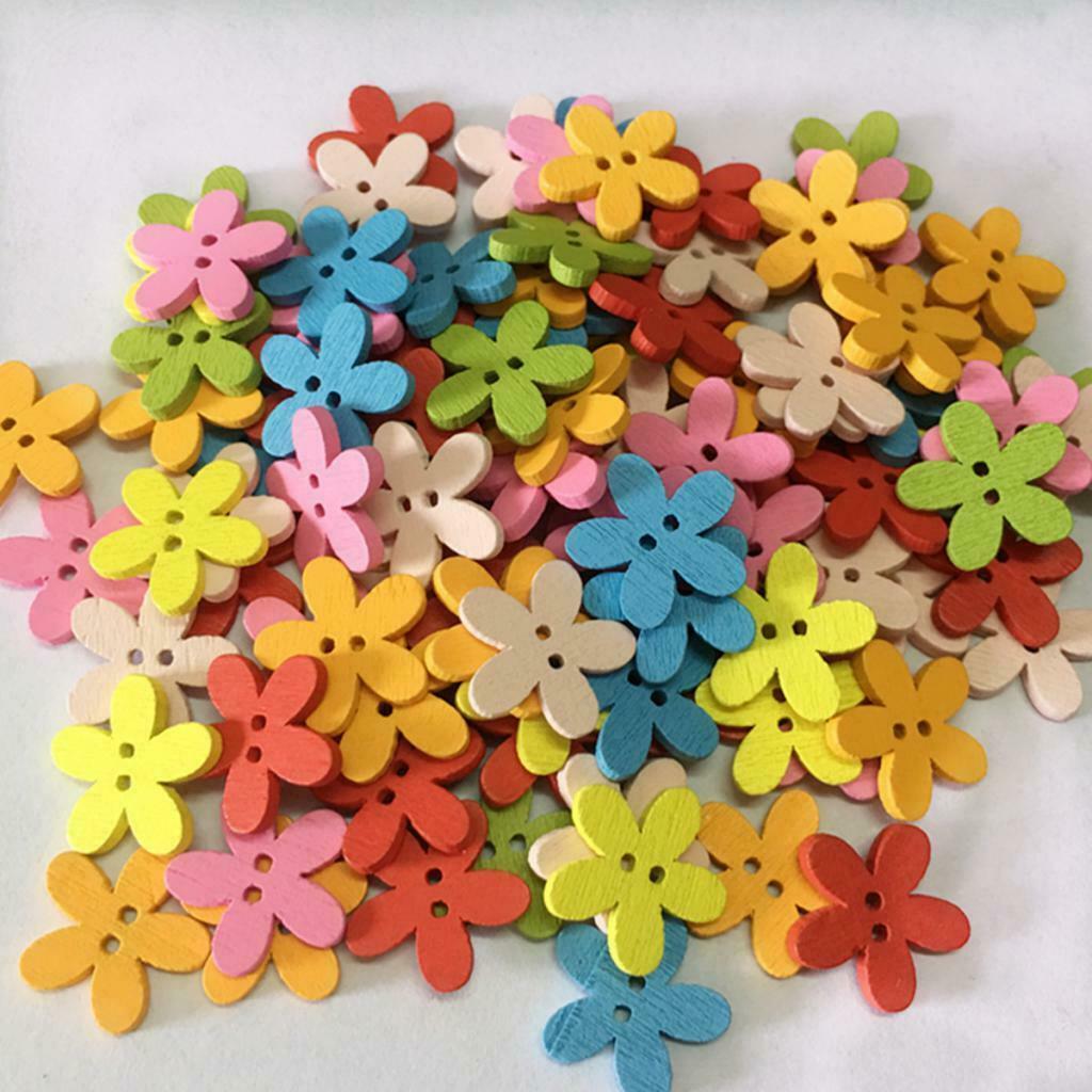 100Pcs Wood Buttons Sewing Scrapbooking Crafting Flower Shaped 2 Holes Mixed