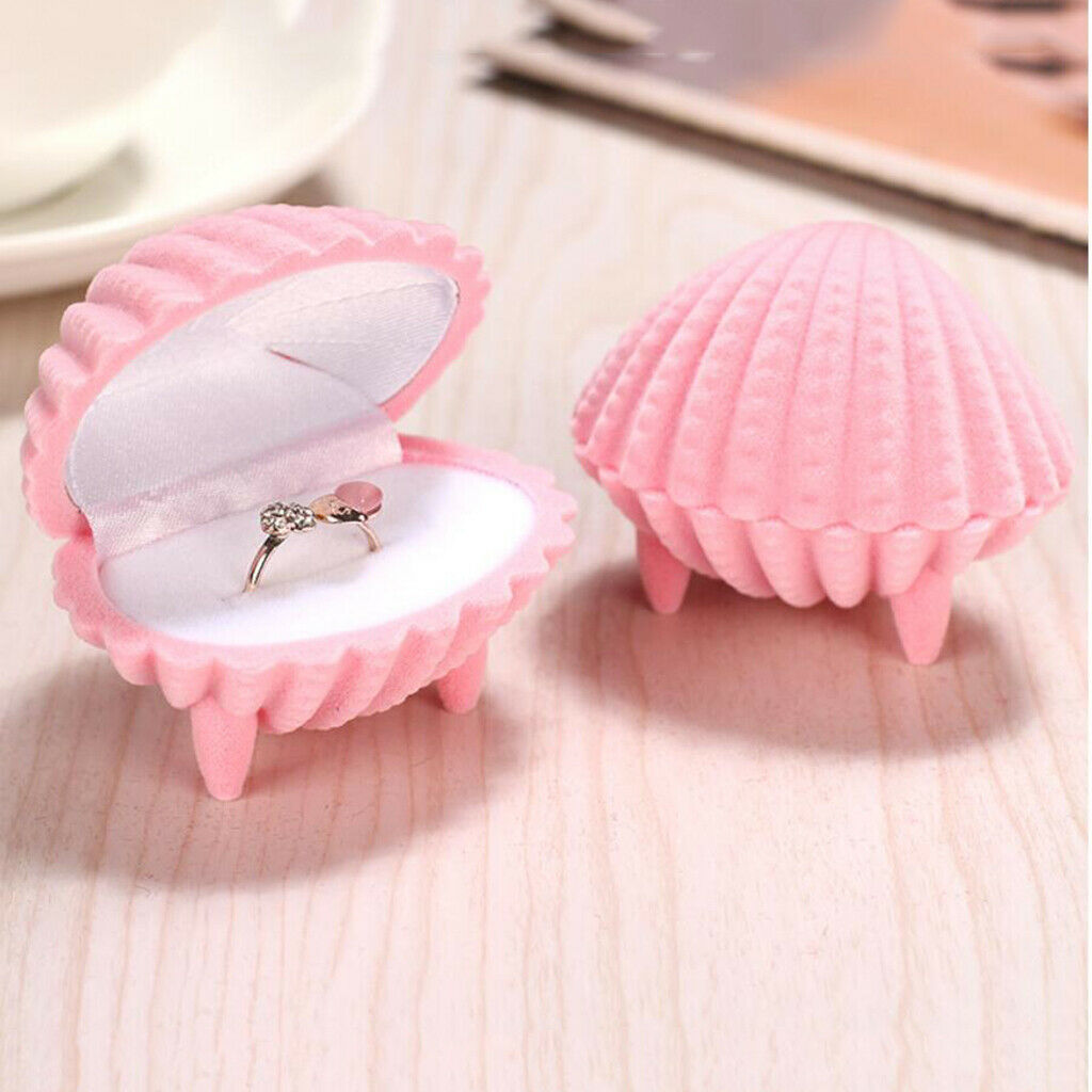 Shell Shape Velvet Necklace Jewelry Display Storage Box Gift