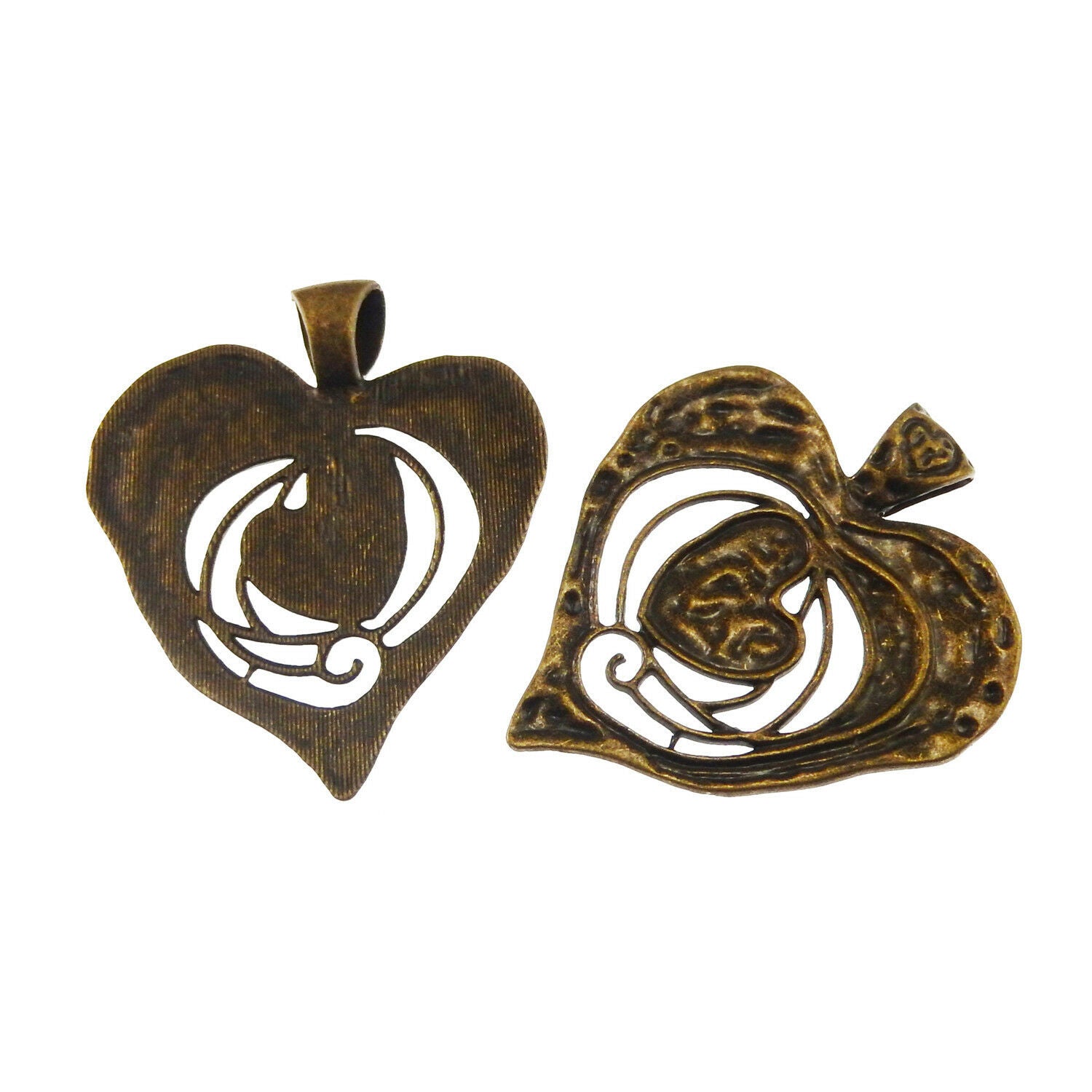 3 pcs Antiqued Bronze Hollowed Heart Pendant Charm Alloy For Jewelry 68*63*2mm