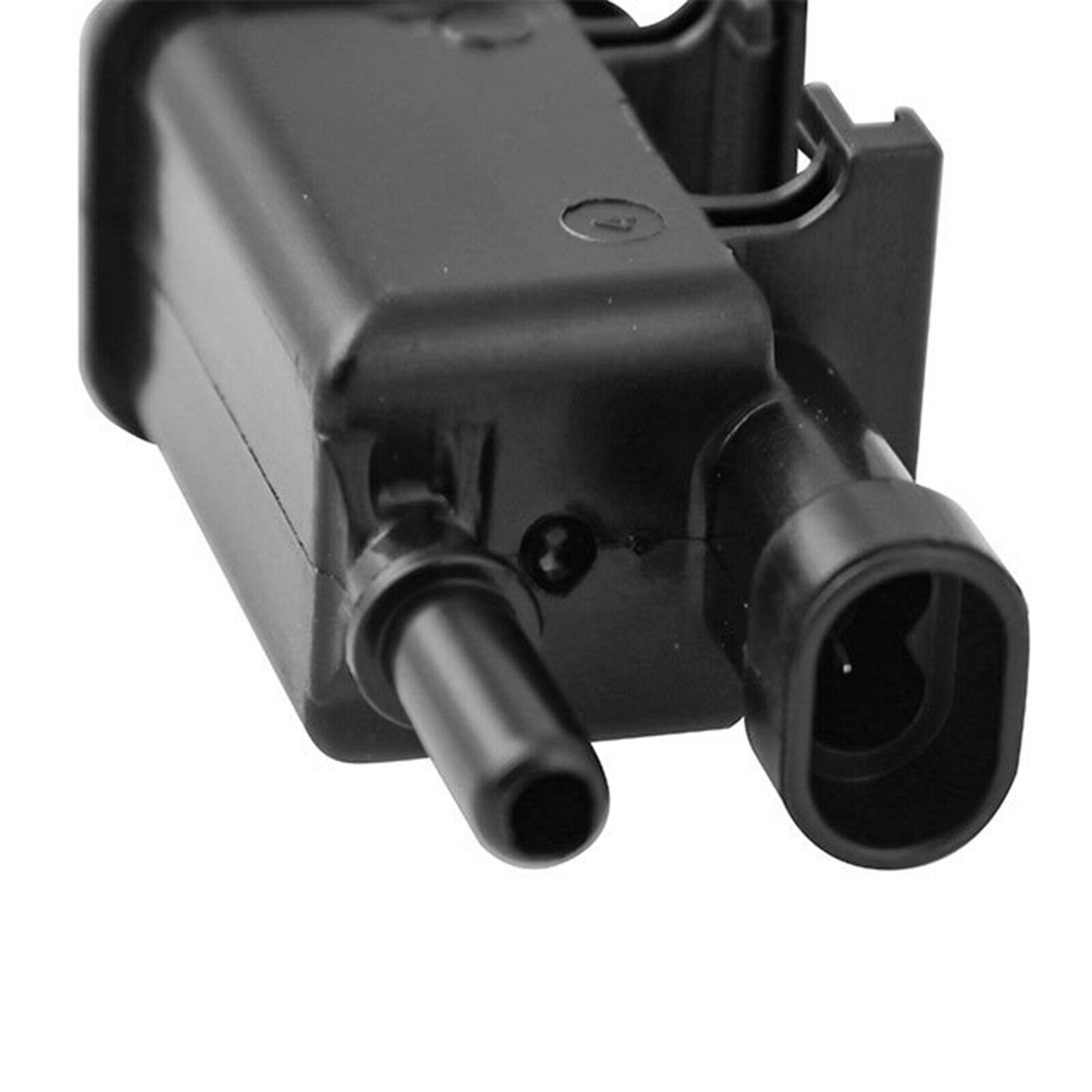12597567 Vapor Canister Purge Valve Solenoid Replacement For Chevrolet Tahoe