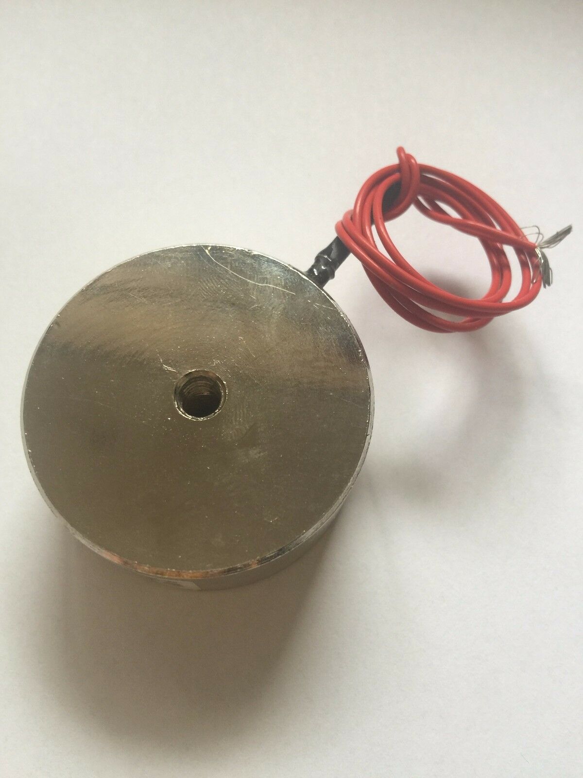 Metal 12V Electric Magnet Lift Lifting Electromagnet Solenoid Holding 55 LB 25kg