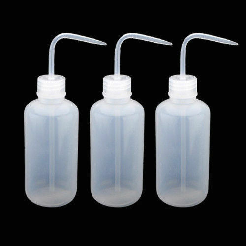250ml Curved Mouth Diffuser Soap Wash Squirt Squeeze Bottle for Lab