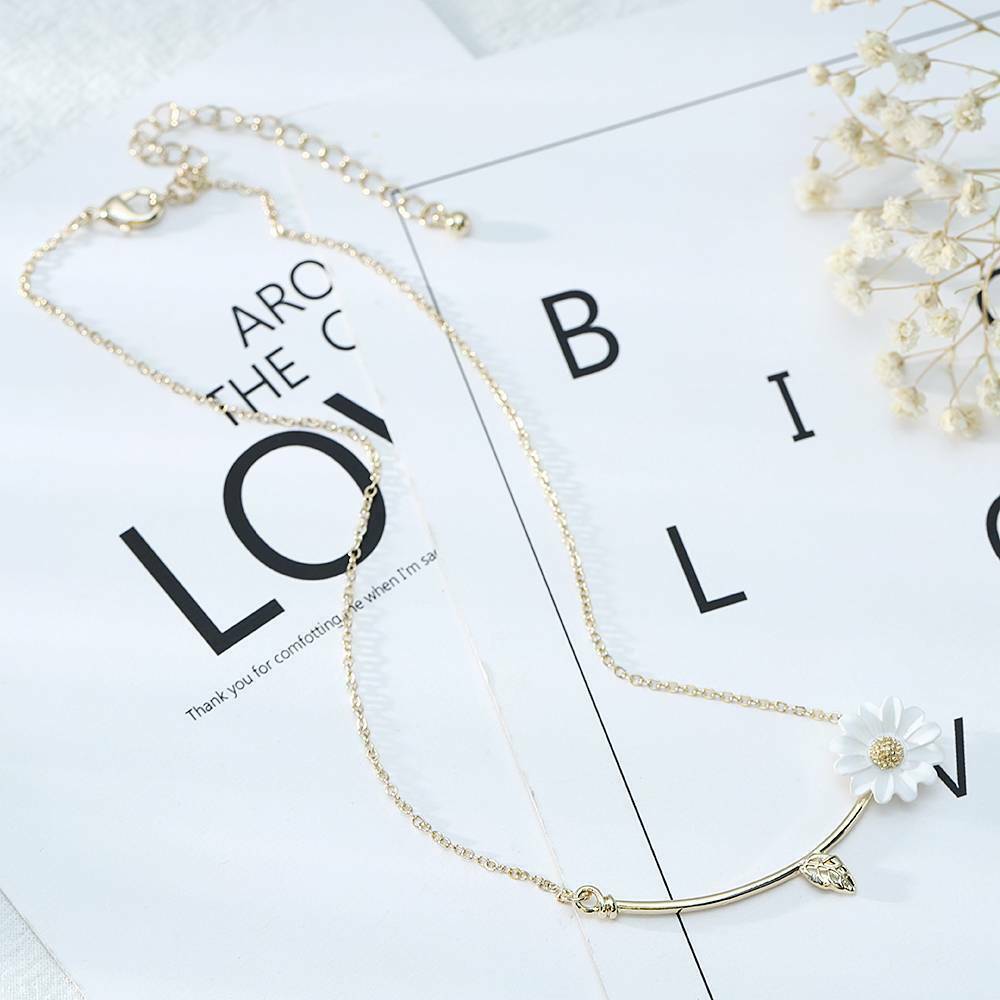 Chic Daisy Leaf Flower Pendant Choker Chain Necklace Women's Jewelry Summer