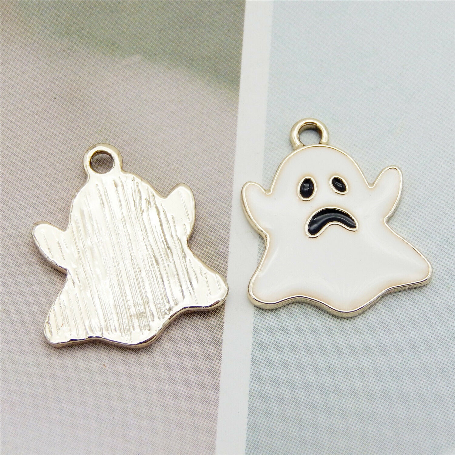 12 pcs Halloween Ghost Alloy Charm Enamel White Pendant Earring Findings 20*18mm