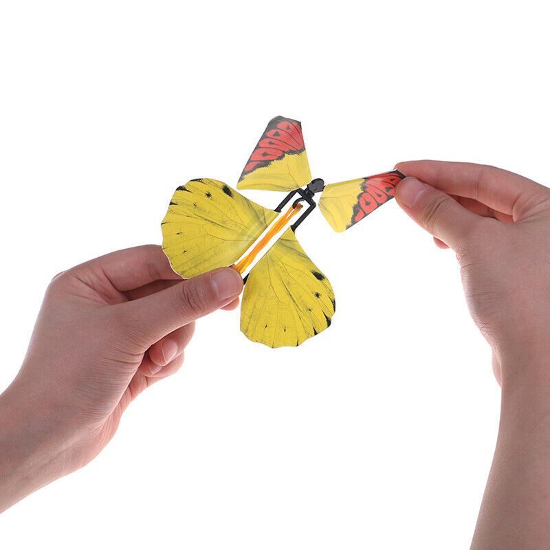 1Pc Card Magic Flying out Butterfly Surprise Magic Props Mystical Trick To.l8
