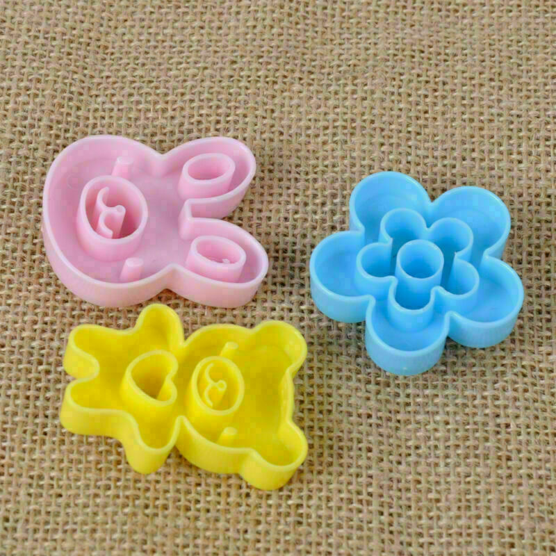 3pcs Sandwich Crust Cutter Cookie Bread Cake Toast Mold Rabbit Bear Flower Shape