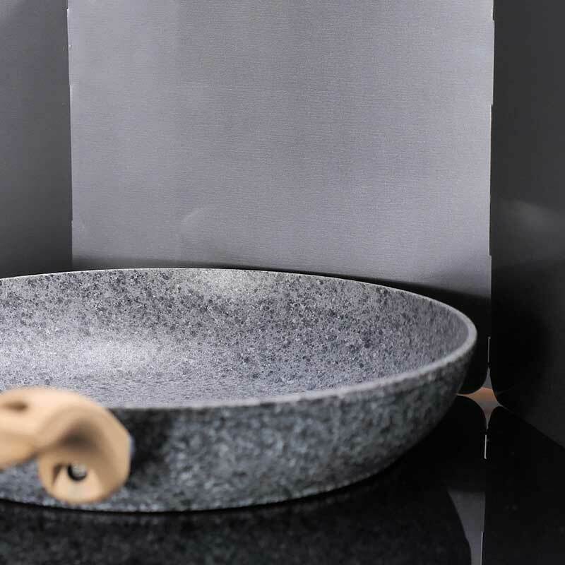 Shop-Story - Anti-splatter Panel: Plate for Cooking Splash Proof