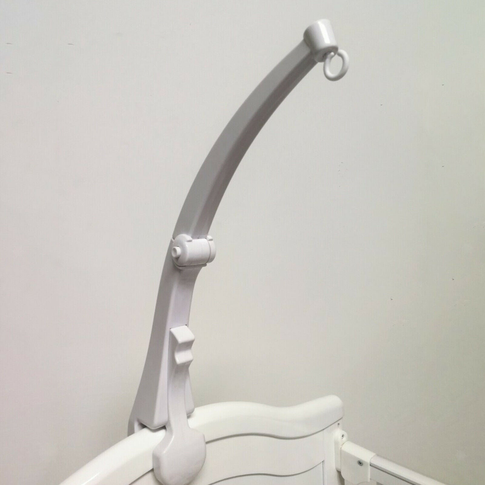 Infant Baby Crib Holder Wind-up Hanger Bracket Adjustable Baby Room Decor