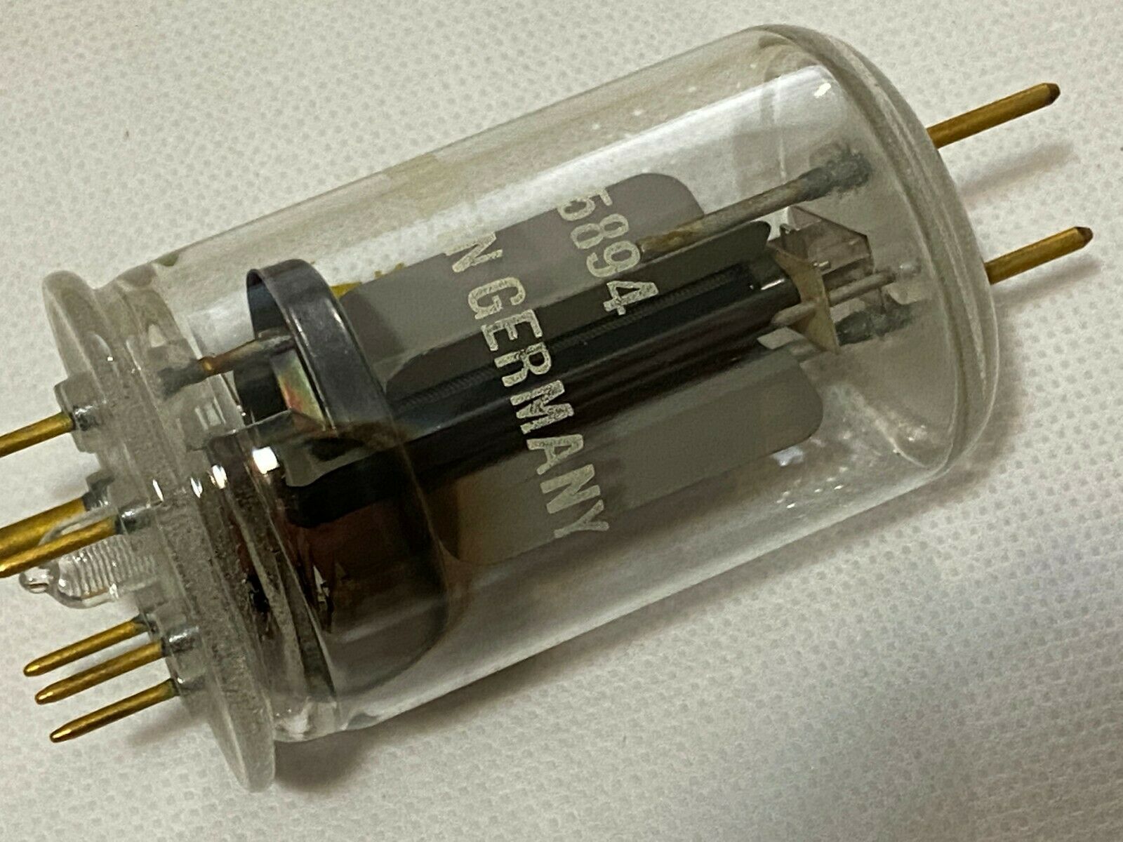 1pcs - SYLVANIA 5894 QQE06/40 Vacuum tube NOS NIB