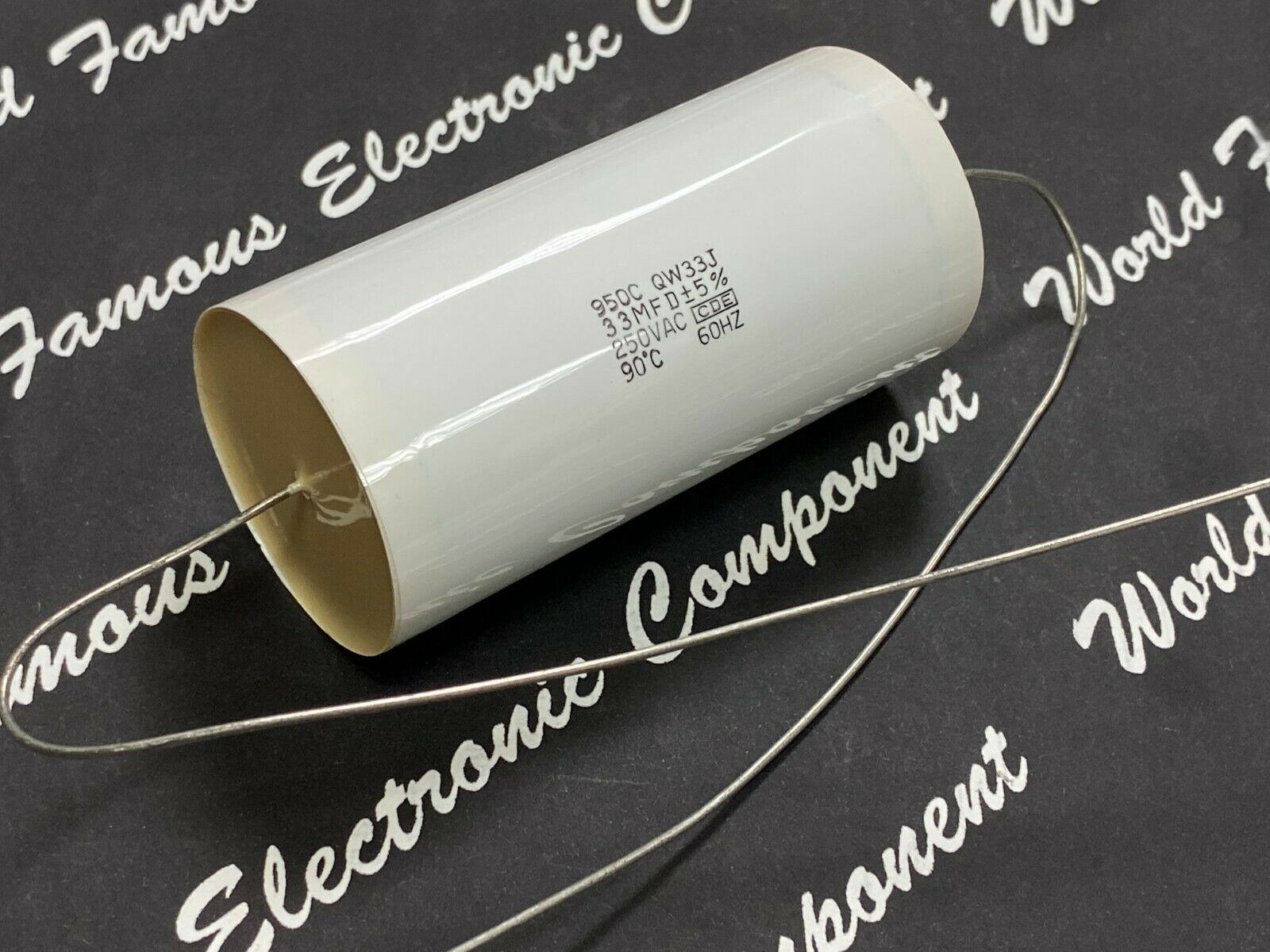 1pcs-CDE 950 33uF 250V(ac) 5% 950CQW33J Polypropylene Axial Film Capacitor