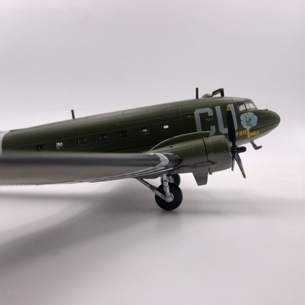 1:100 Scale WWII C47 Transport Metal Aircraft w/ Dispaly Stand Office Decor Gift