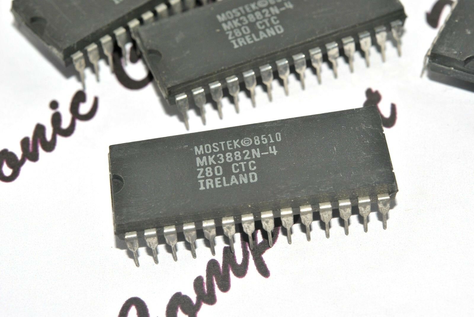 1PCS - MOSTEK MK3882N-4 DIP-28 Integrated Circuit / IC - NOS