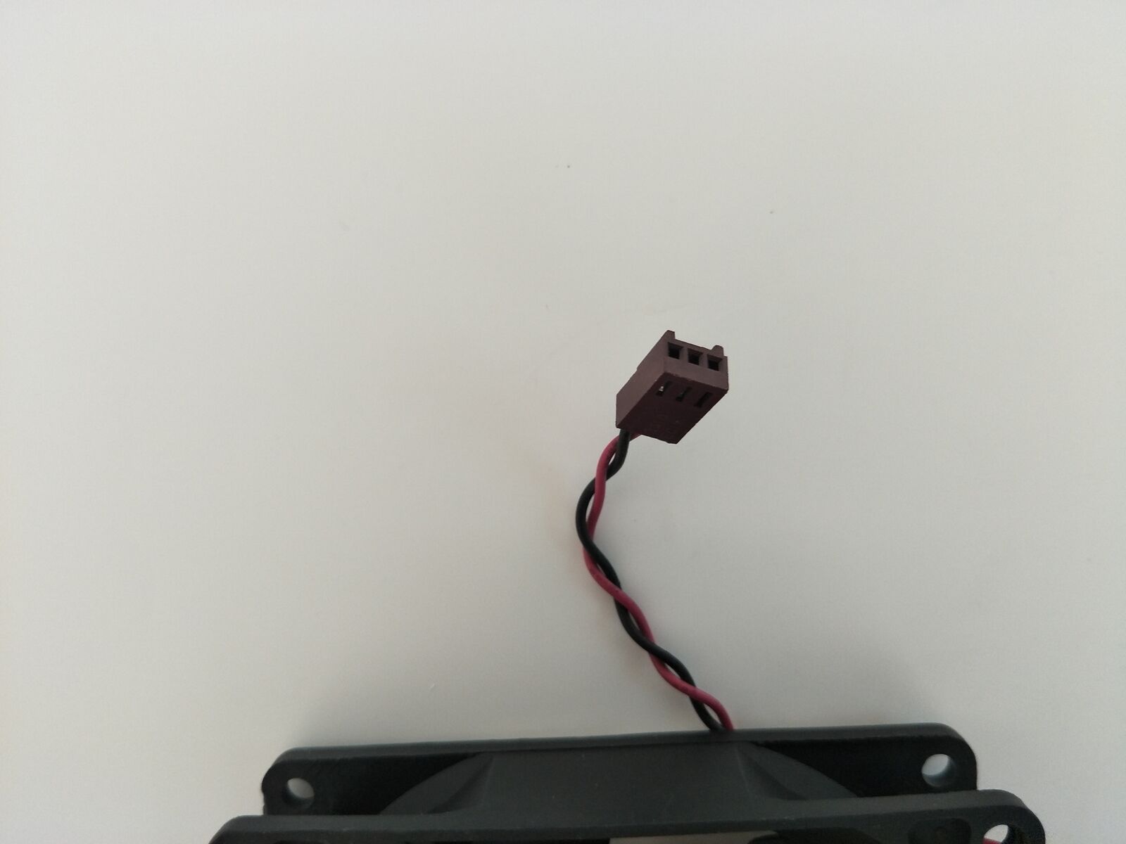 For 1pc SANYO 109P1212H1011 fan 120*120*38mm 12V 0.52A 3pin