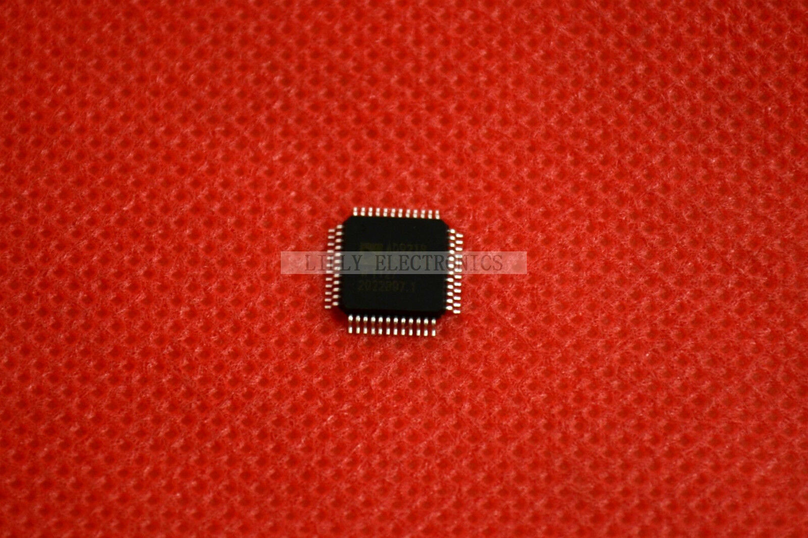 AD9218BST-105 PACKAGE:LQFP-48,10-Bit, 40/65/80/105 MSPS 3 V