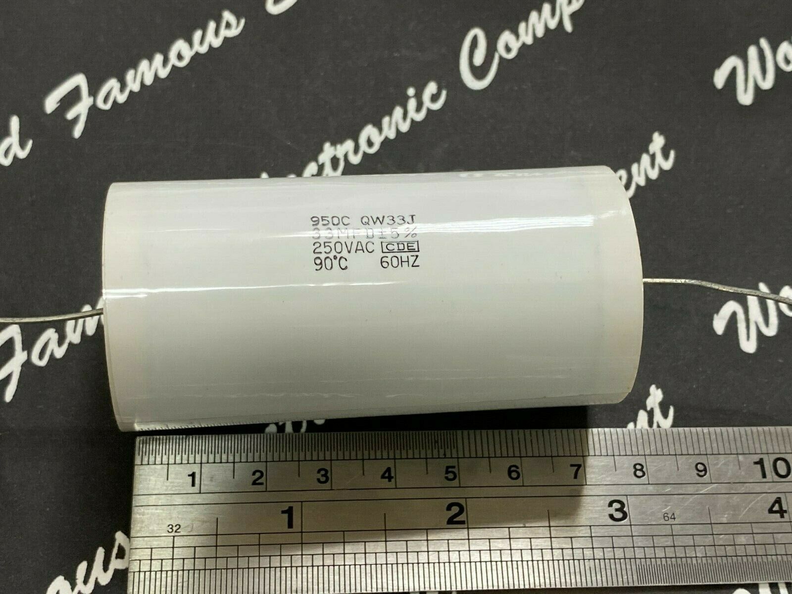 1pcs-CDE 950 33uF 250V(ac) 5% 950CQW33J Polypropylene Axial Film Capacitor